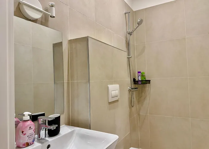شقة Modern Renovated Near Center