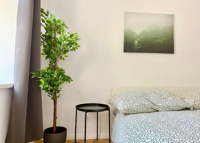 شقة Modern Renovated Near Center
