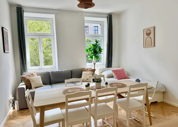 شقة Modern Renovated Near Center *